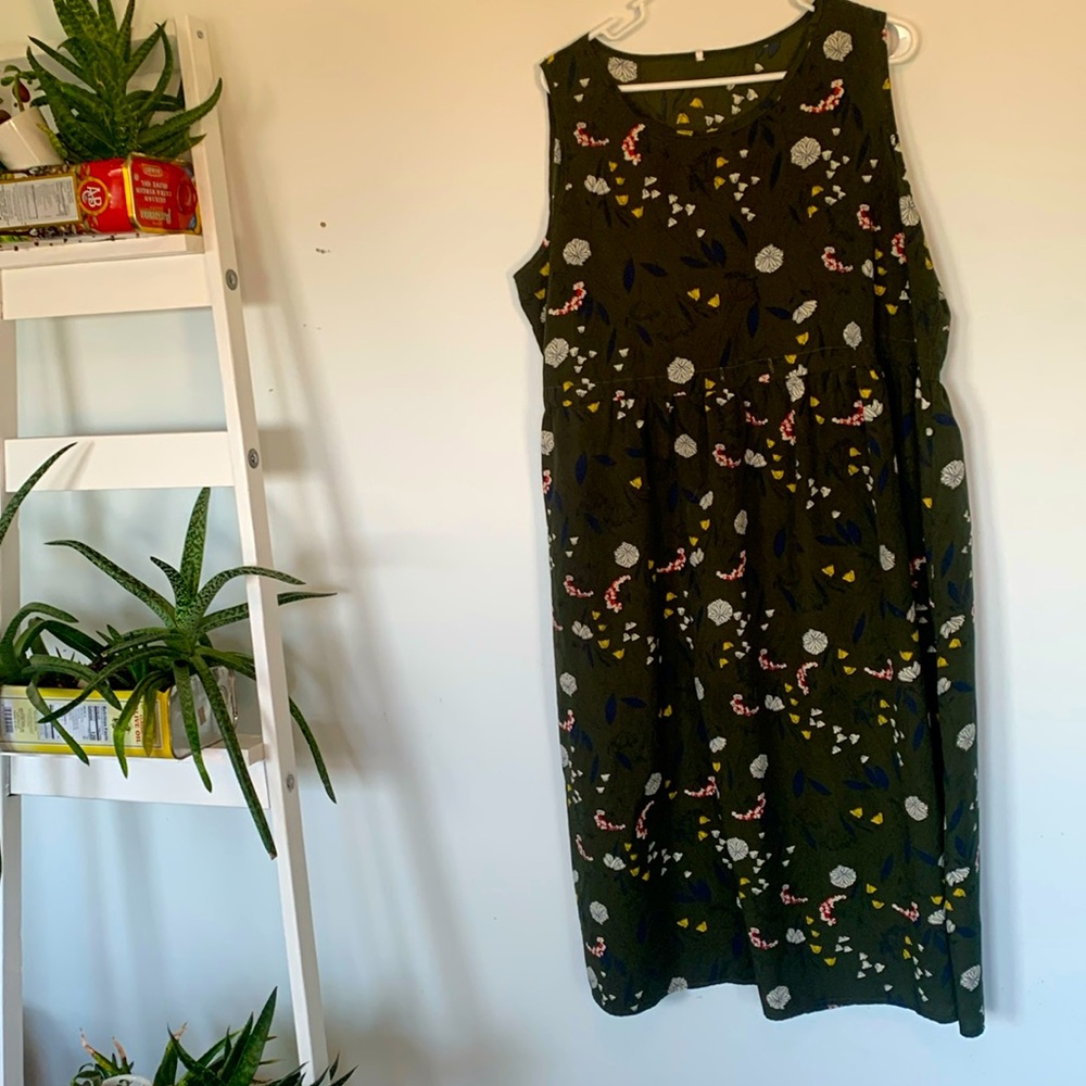 Olive green floral smock dress size 3X